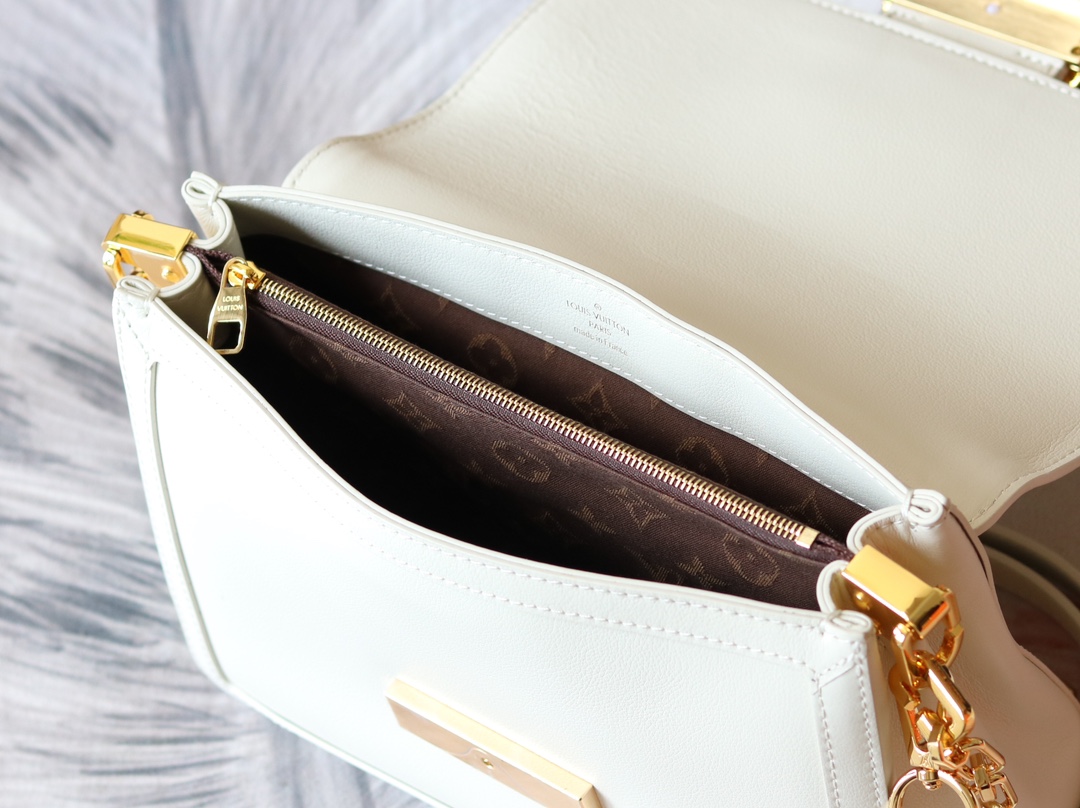 Louis Vuitton Dauphine Soft Medium Handbag - Image 8