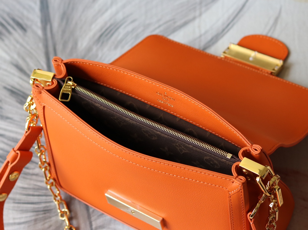 Louis Vuitton Dauphine Soft Medium Handbag - Image 8