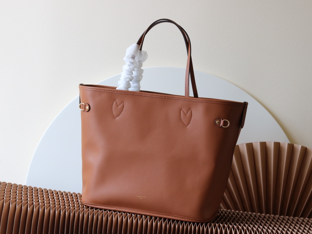 Louis Vuitton Neverfull MM Tote Bag M11946 - Image 8