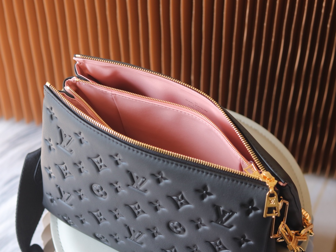 Coussin Small Handbag in Black Lambskin Leather - Image 8