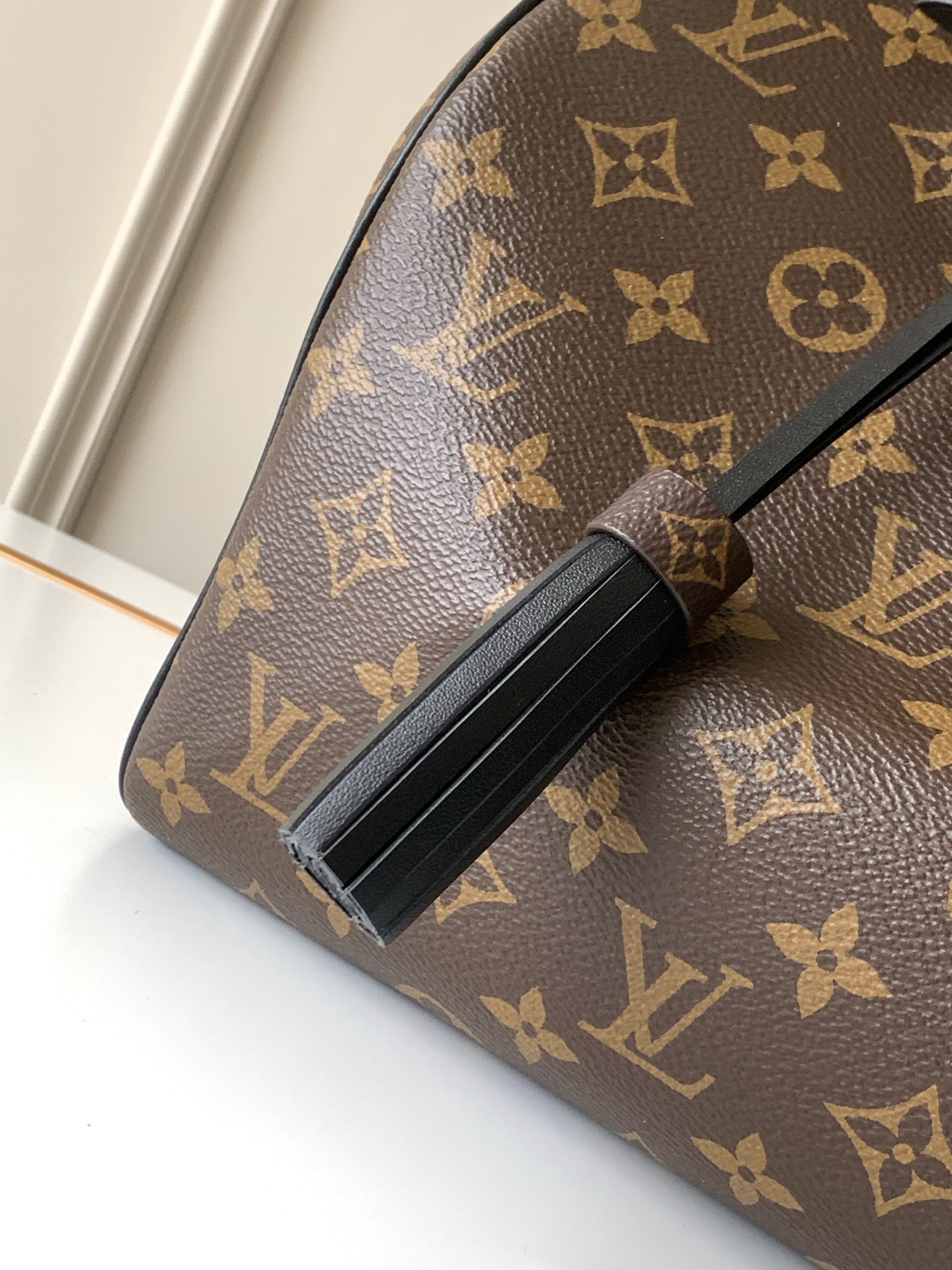 Louis Vuitton Speedy Soft 30 Dark Monogram Handbag - Image 8