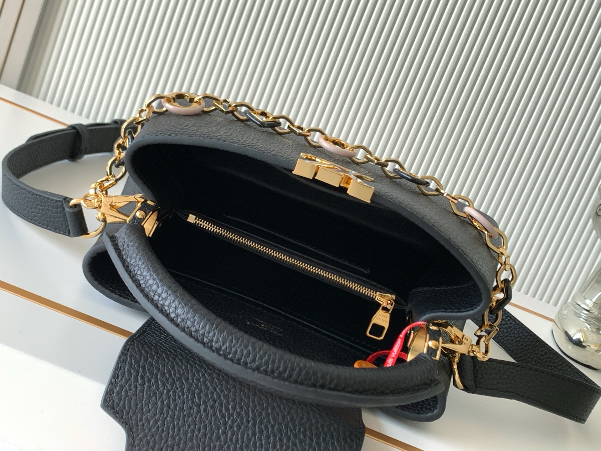 Louis Vuitton Capucines BB Handbag in Black Taurillon Leather - Image 8