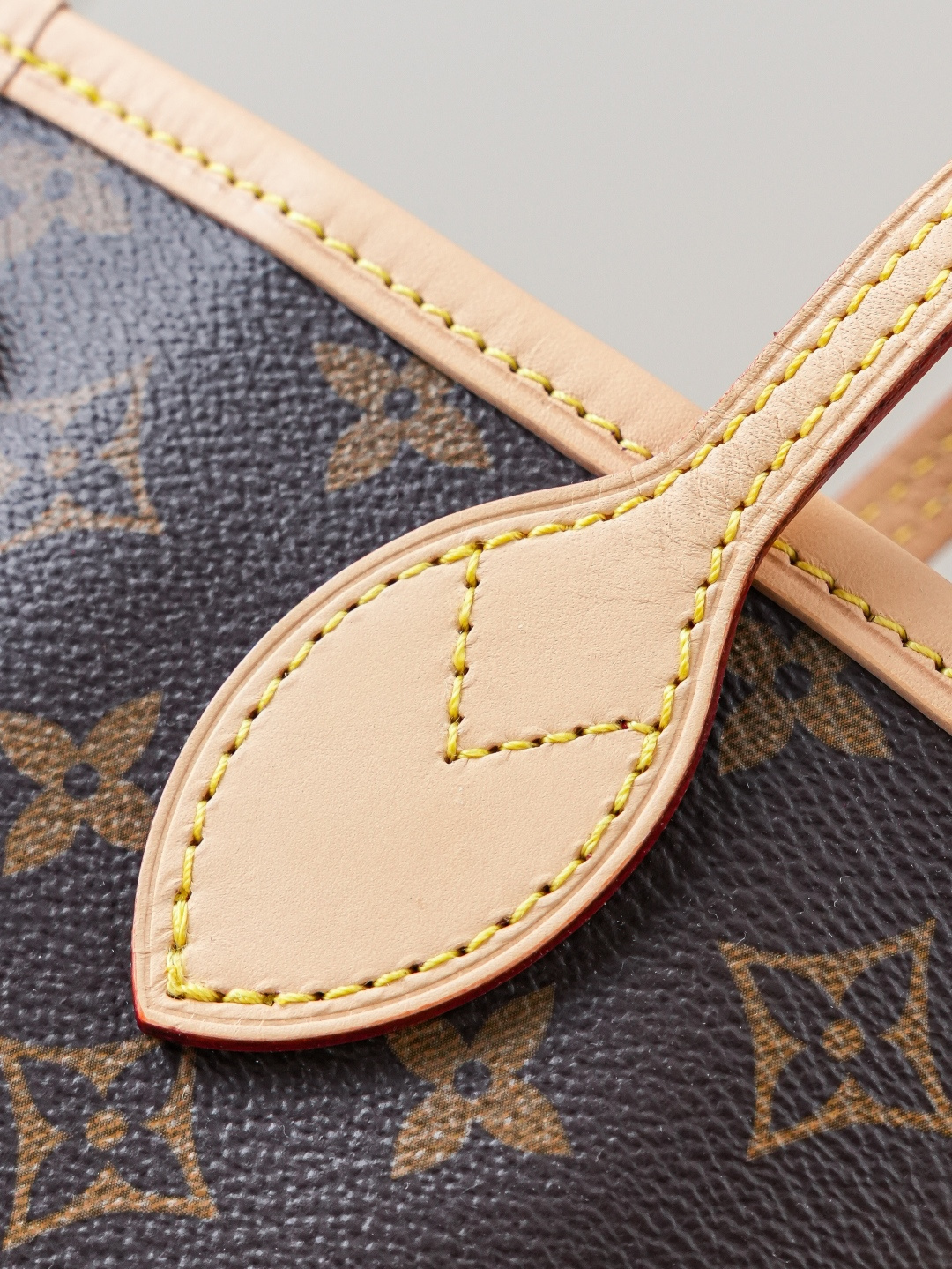 Louis Vuitton Neverfull Small Monogram Tote Bag M41000 - Image 8