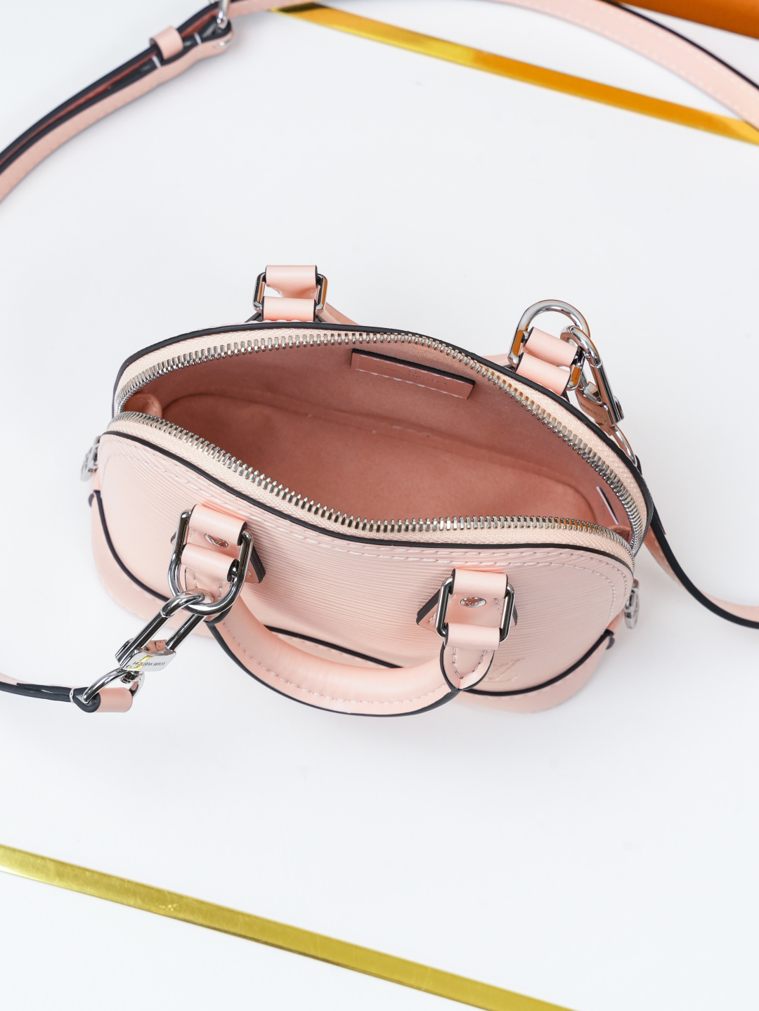 Louis Vuitton Nano Alma Handbag in Pink Epi Leather - Image 8