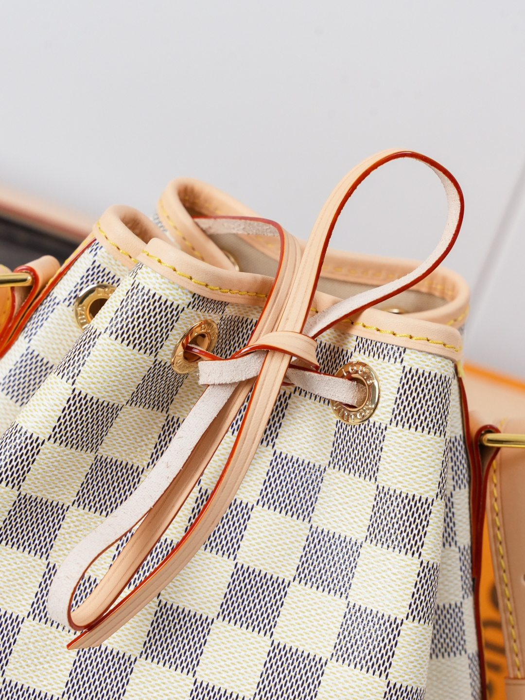 Louis Vuitton Noé BB Bucket Bag in Damier Azur Canvas - Image 8