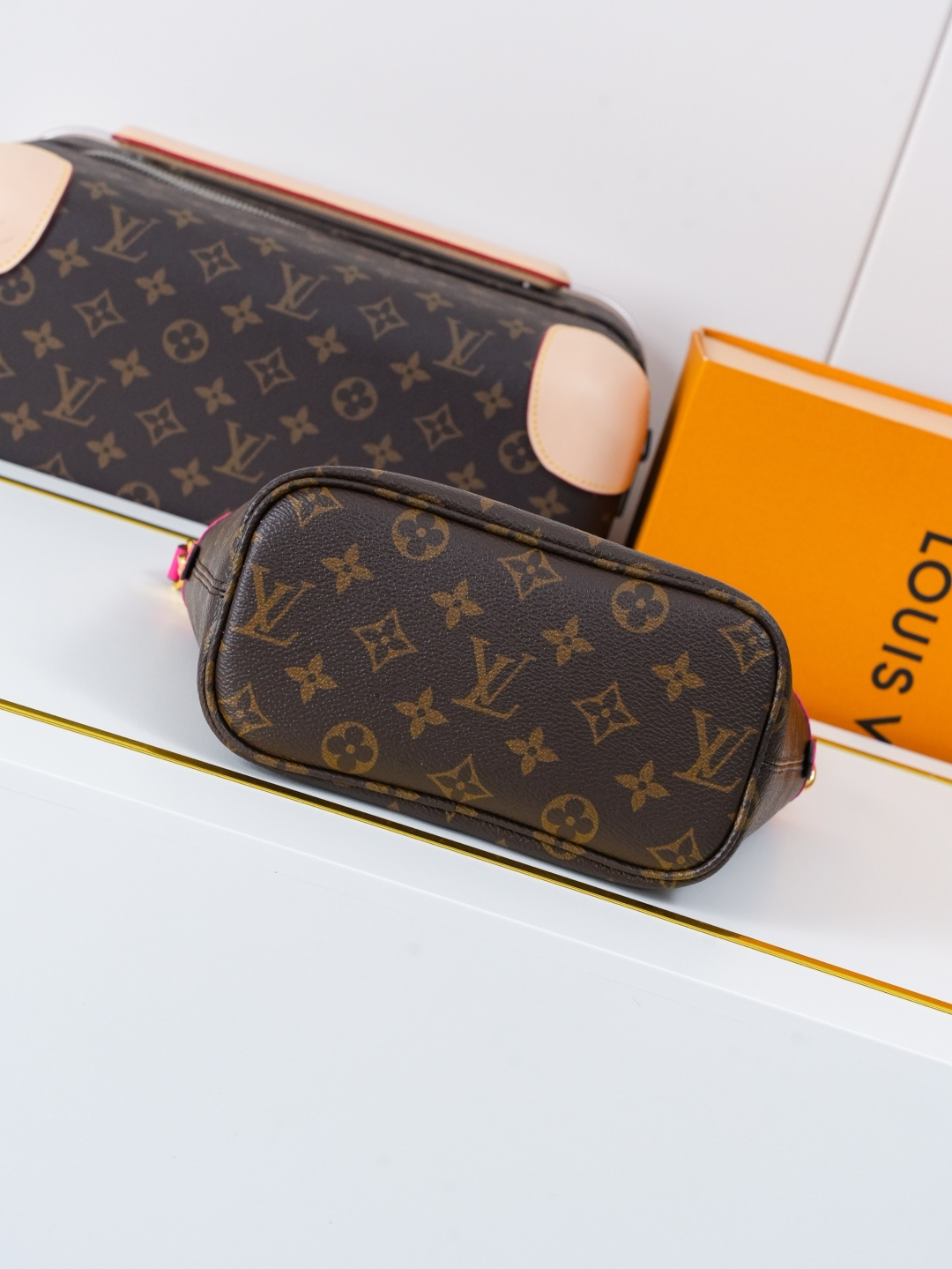 Louis Vuitton Neverfull Bandoulière Inside Out BB Handbag - Image 8