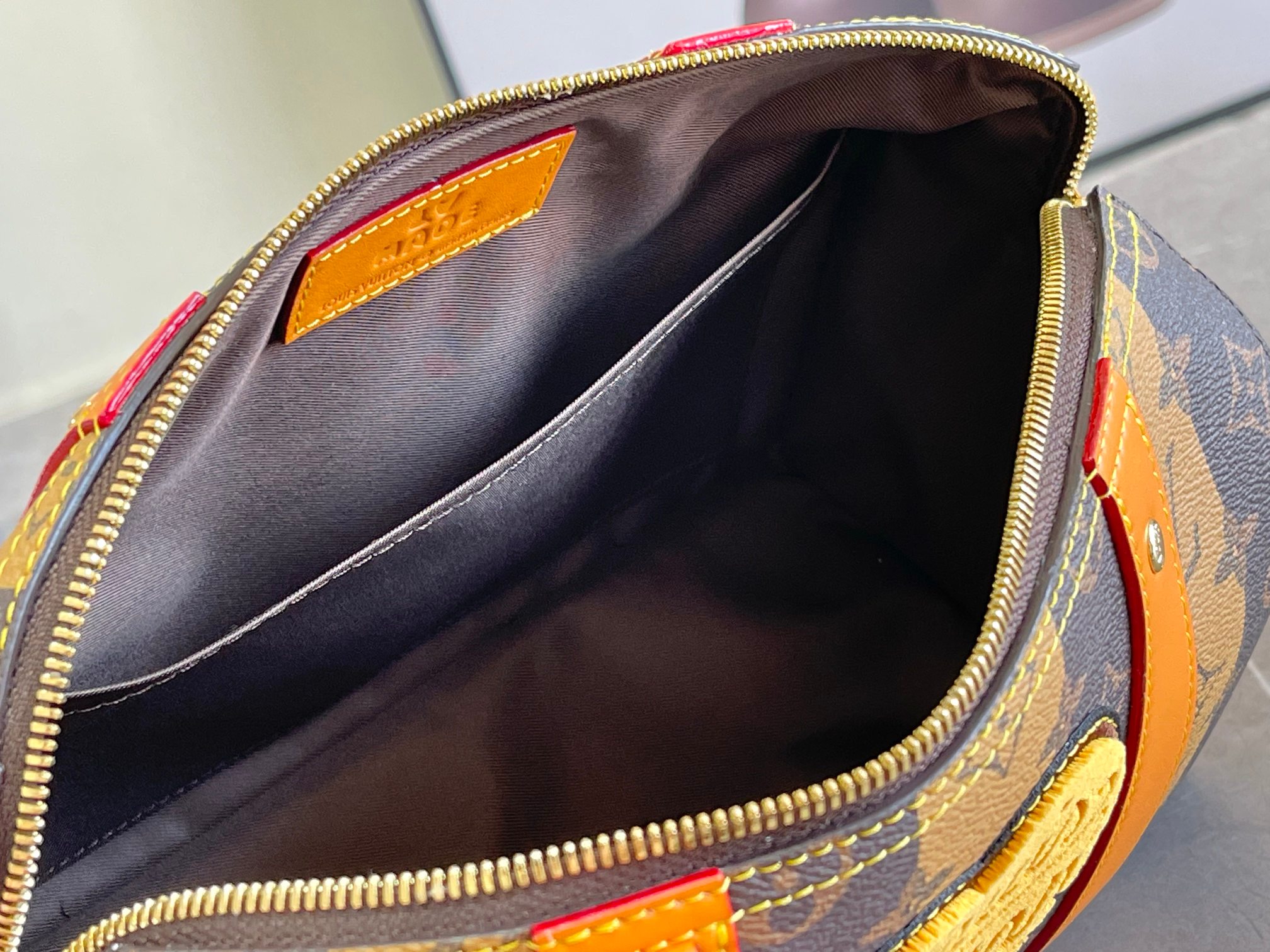 Louis Vuitton x NIGO City Keepall Handbag - Image 8