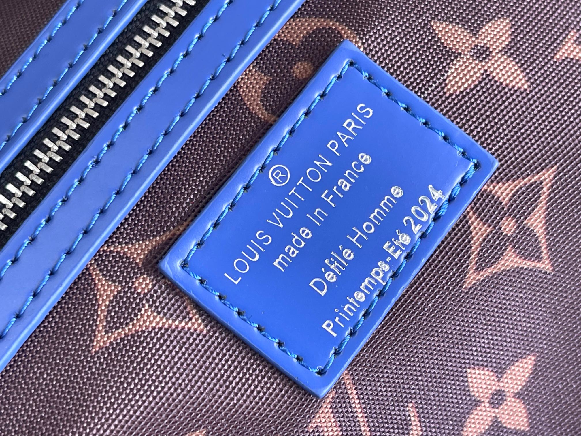 Louis Vuitton Keepall Bandoulière 50 Travel Bag - Image 8