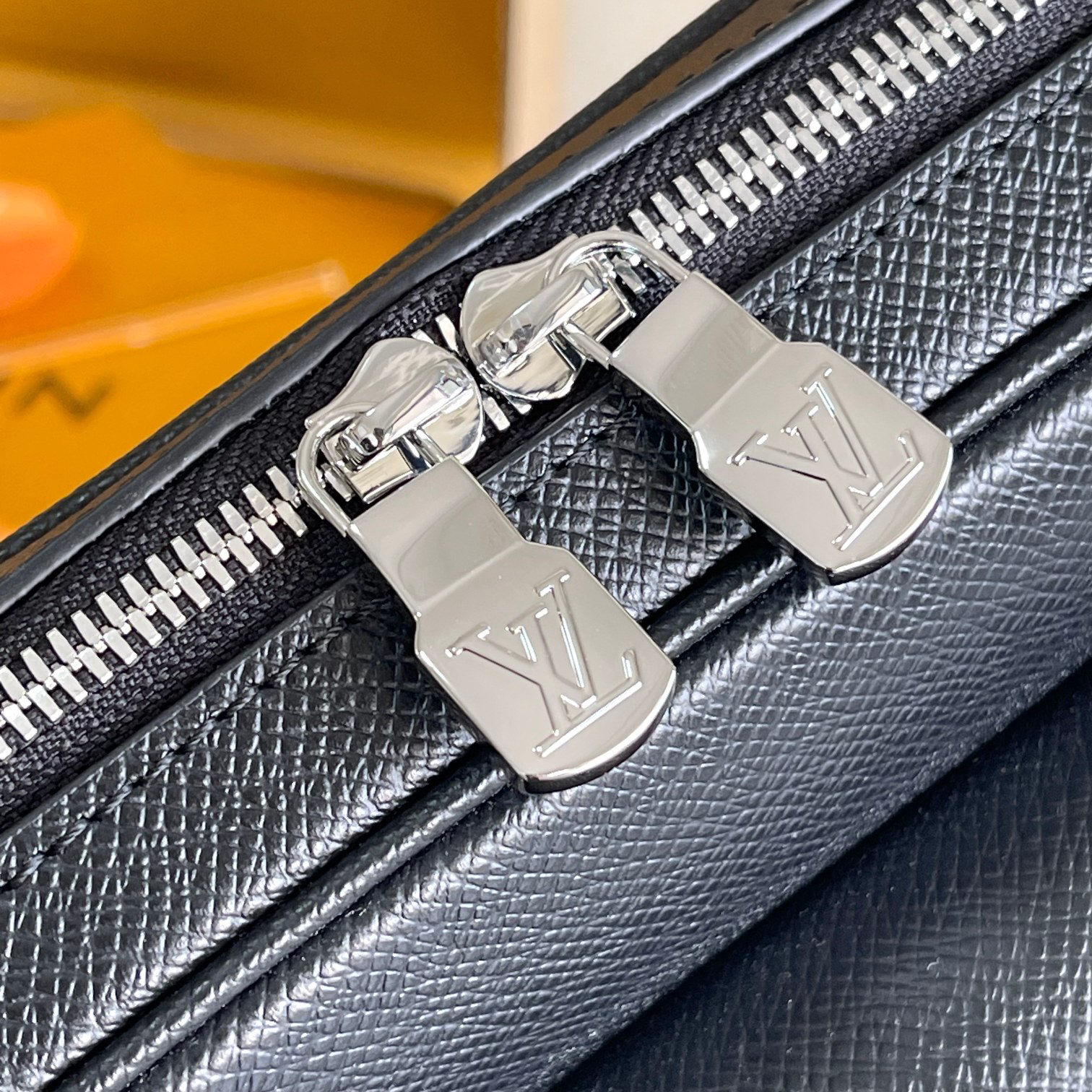 Louis Vuitton Outdoor Messenger Bag M30233 - Image 8