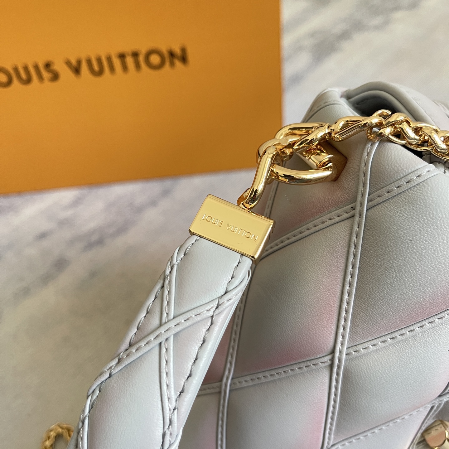 Louis Vuitton GO-14 MM Quilted Lambskin Handbag - Image 8