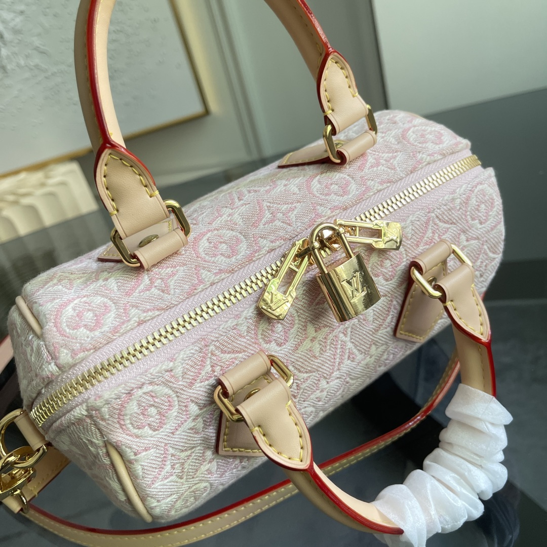 Louis Vuitton Speedy Bandoulière 20 Handbag in Pink Monogram Emblème Canvas - Image 8