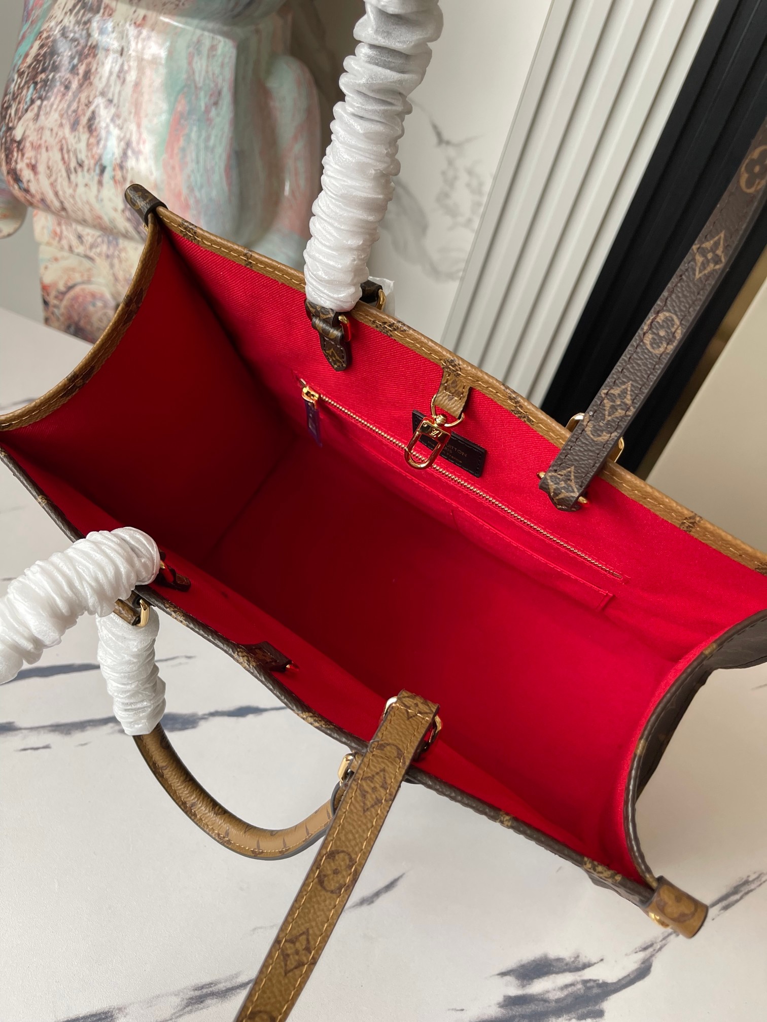 Louis Vuitton Onthego MM Tote Bag M45039 - Image 8