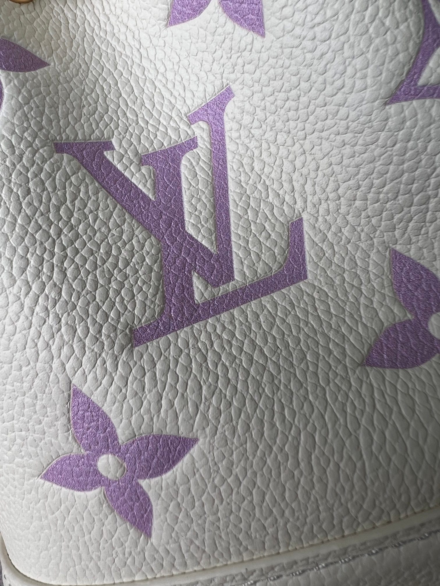 Louis Vuitton Nano Noé Bucket Bag in Purple - Image 8