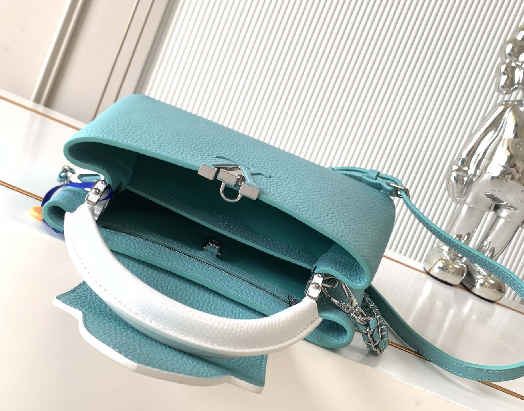 Louis Vuitton Capucines BB Handbag N85830 in Ice Blue and Silver - Image 8