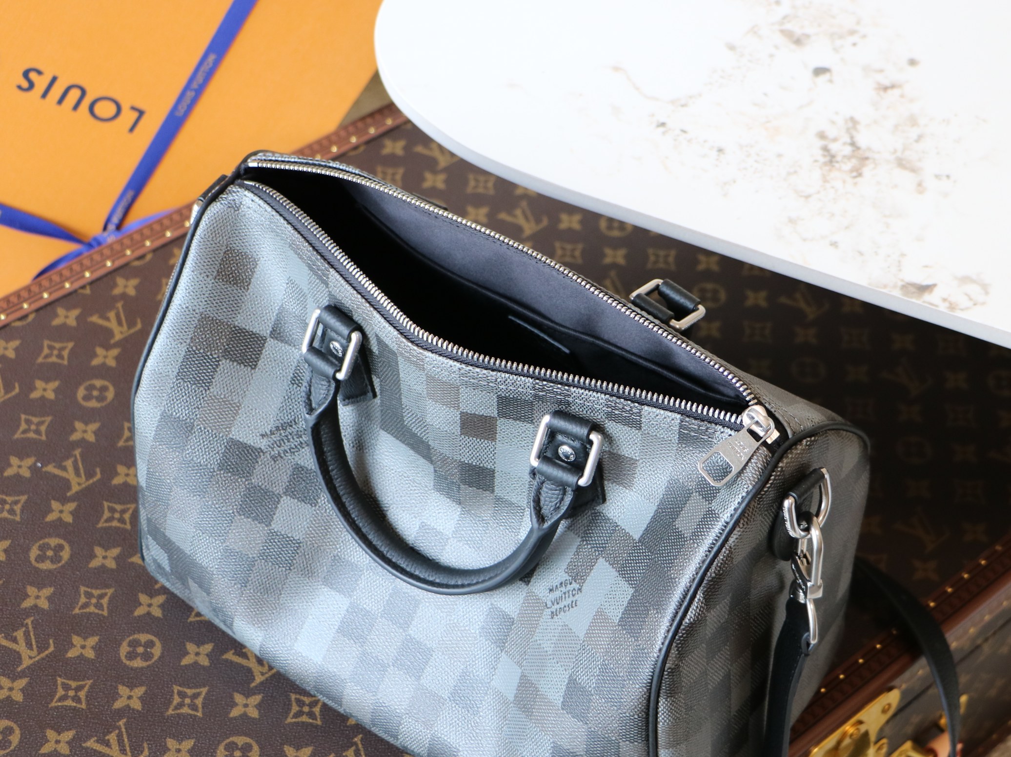 Speedy Bandoulière 30 Damoflage Canvas Handbag - Image 8