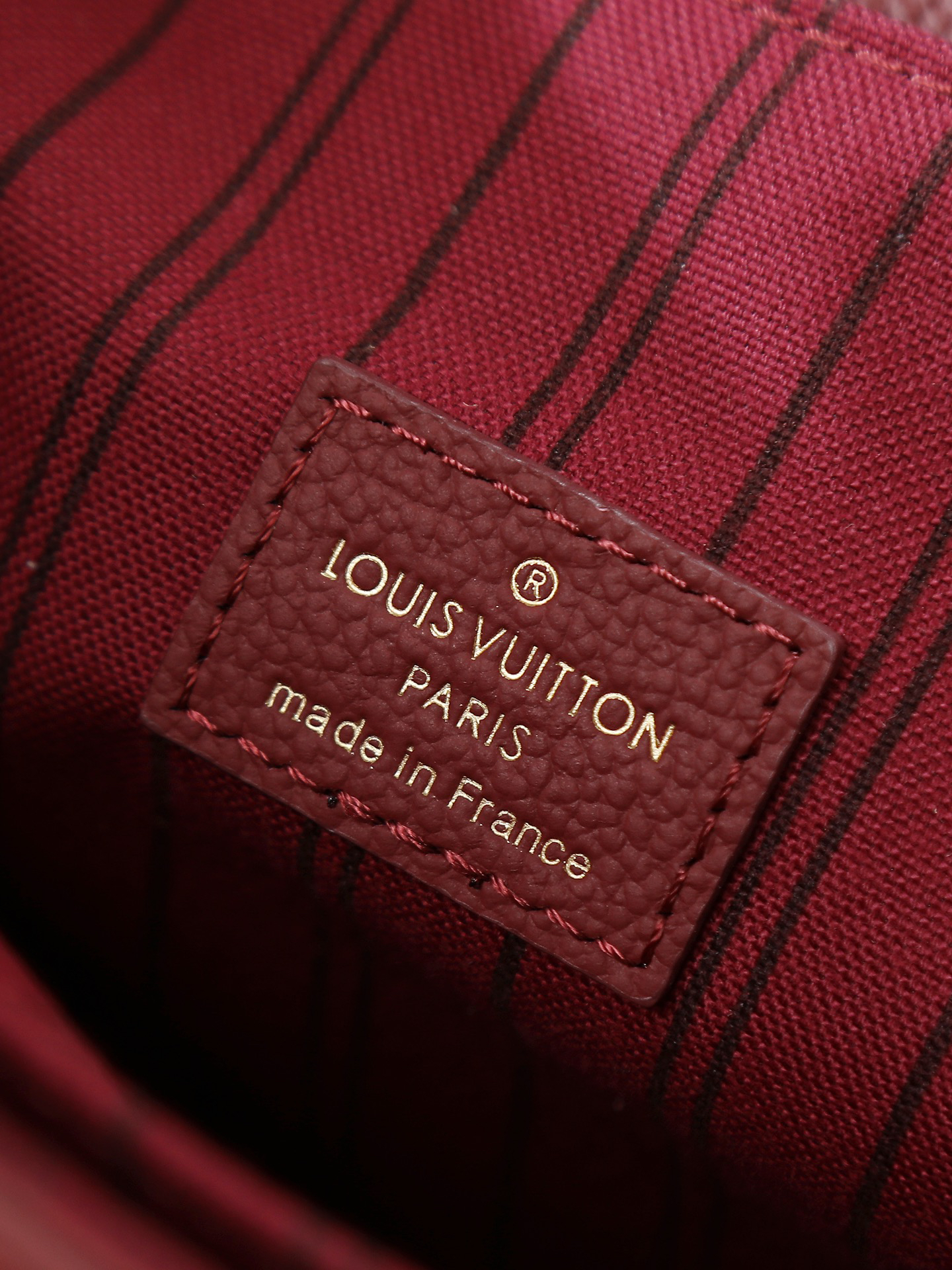Louis Vuitton Pochette Métis Handbag in Burgundy Monogram Empreinte Leather - Image 8