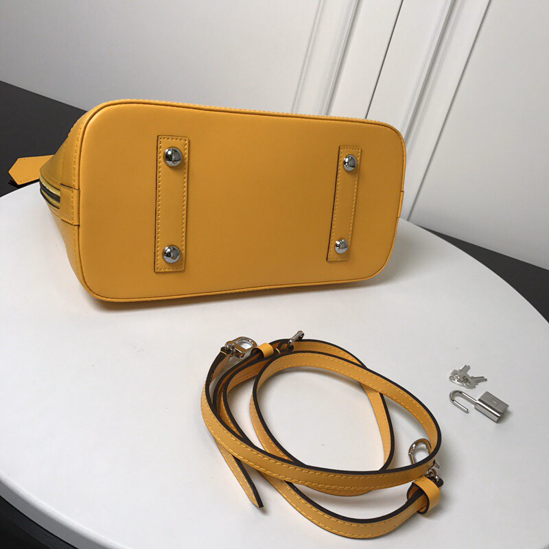 Louis Vuitton Alma Handbag M40302 in Yellow Epi Leather - Image 8