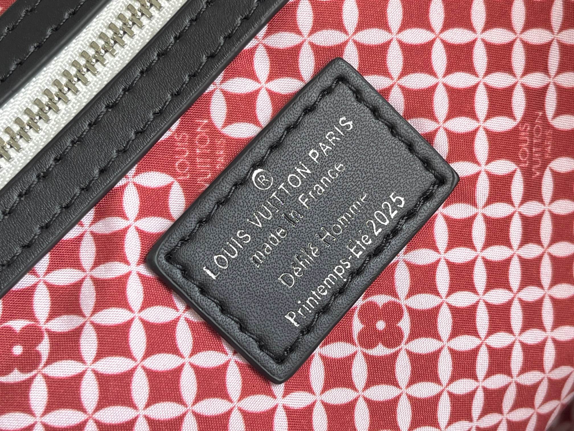 Louis Vuitton Keepall Bandoulière 50 Travel Bag - Image 8