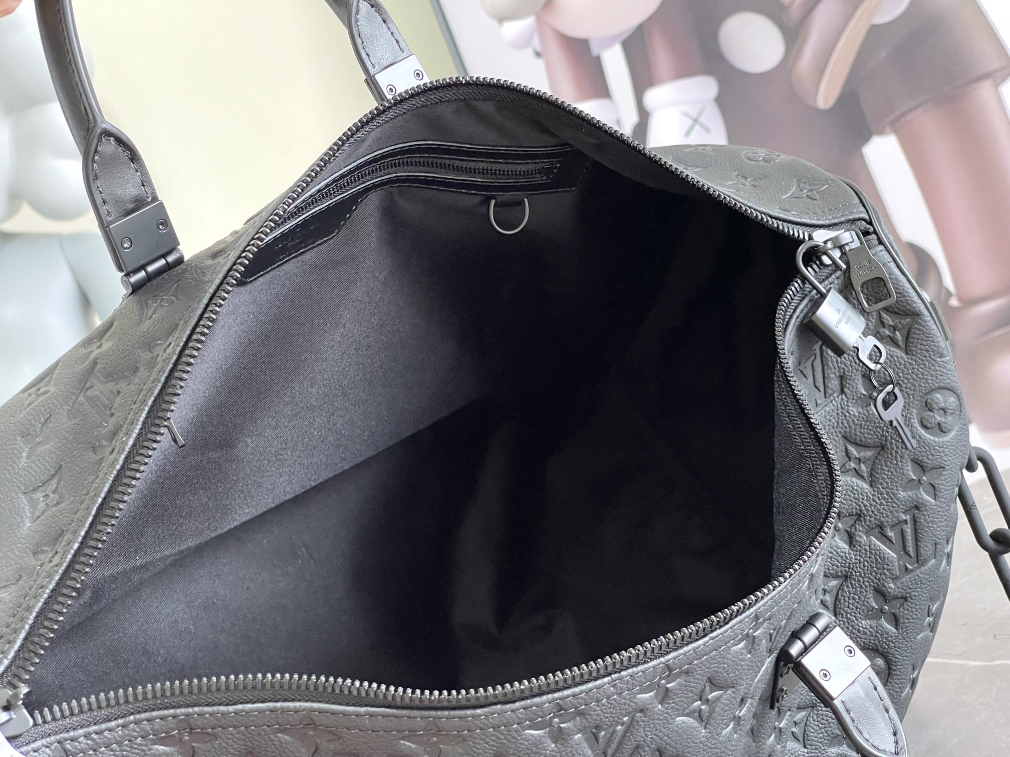 Keepall M44470 Monogram Taurillon Leather Travel Bag - Image 8