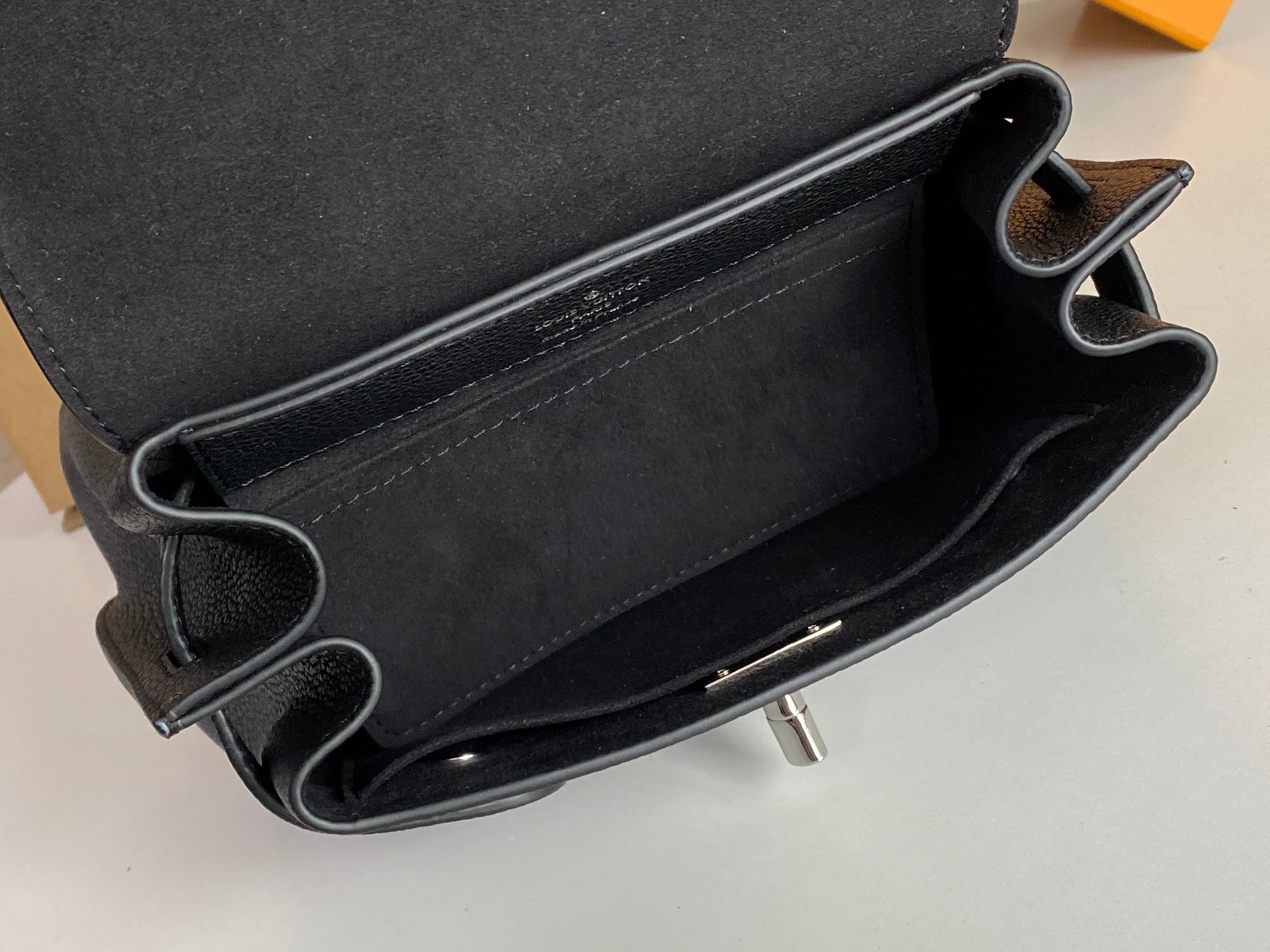 Louis Vuitton Lockme Ever Mini Handbag - Image 8