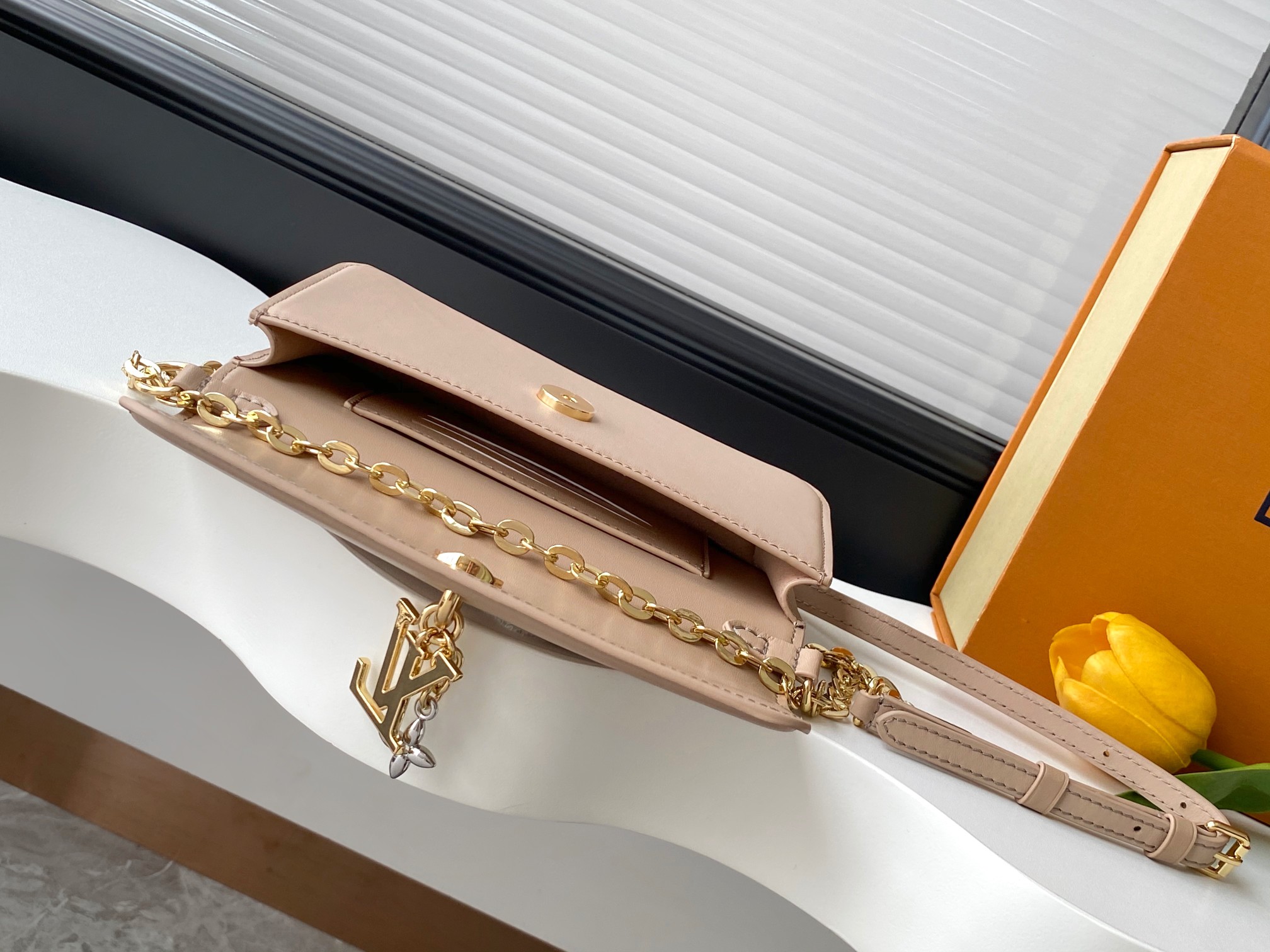 Louis Vuitton LV Bloom Wallet On Chain Crossbody Bag - Image 8