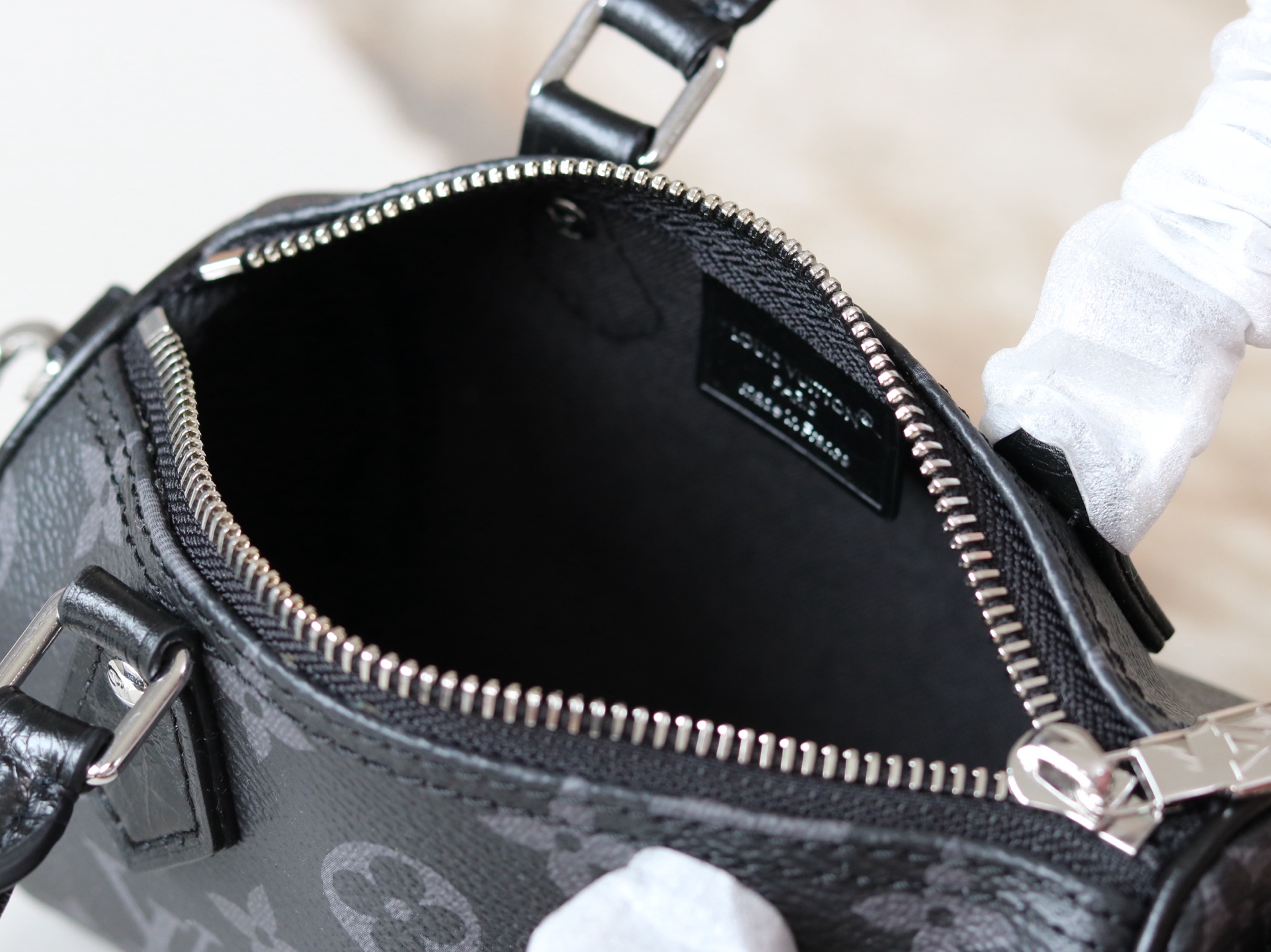 Louis Vuitton Nano Speedy M26573 Crossbody Bag - Image 8