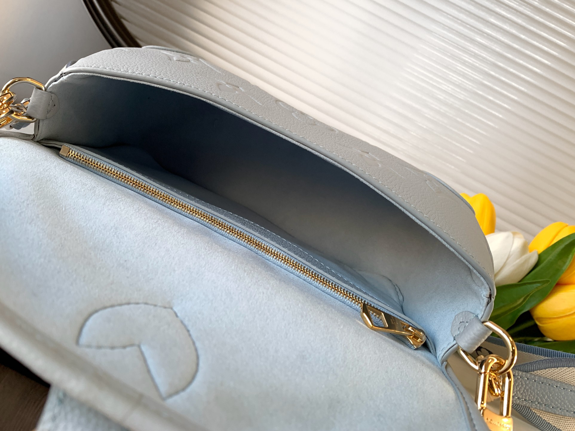 Louis Vuitton Diane Shoulder Bag in Monogram Empreinte Leather - Image 8