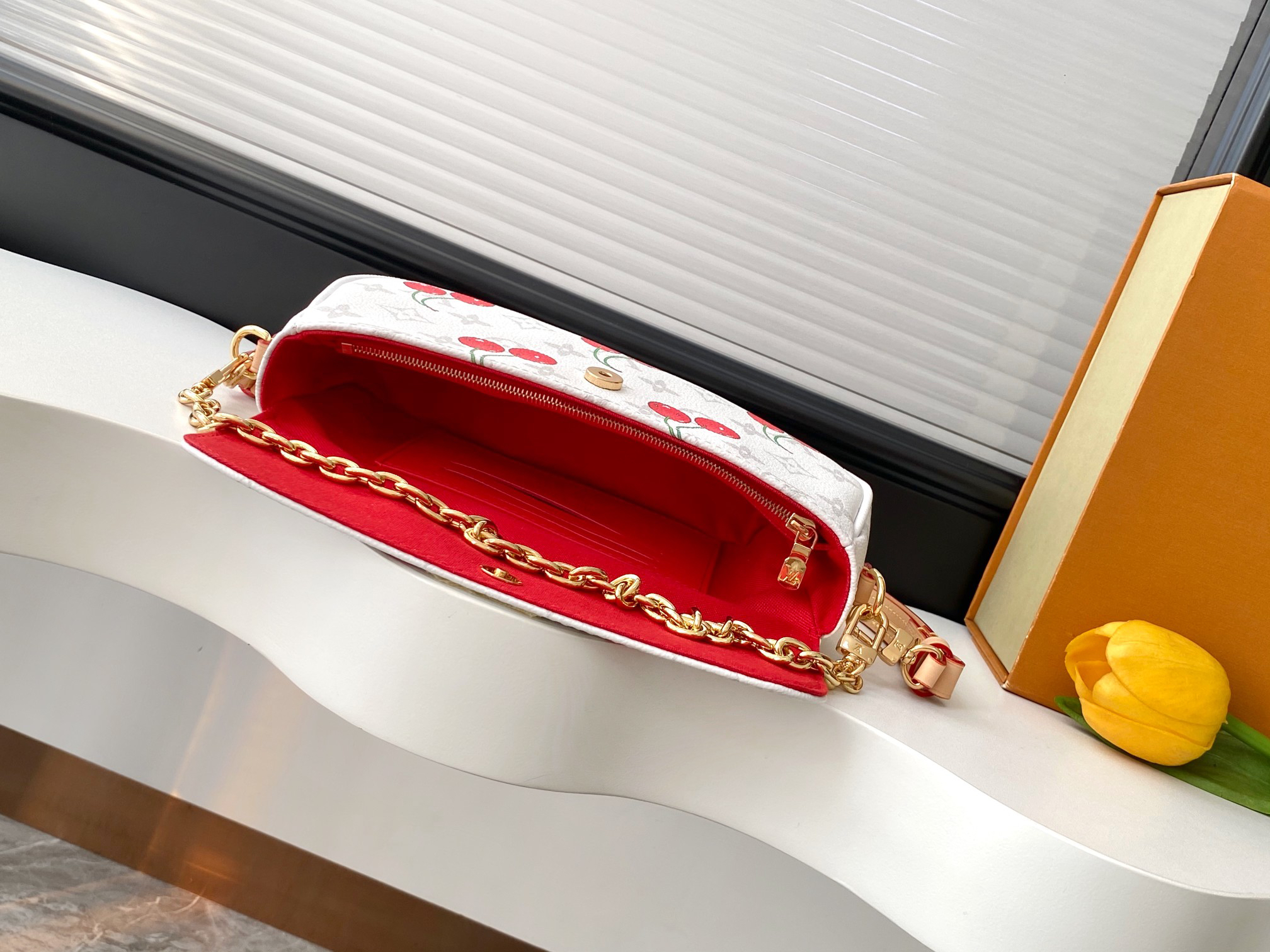 Louis Vuitton Wallet On Chain Ivy Monogram Cherry Canvas - Image 8