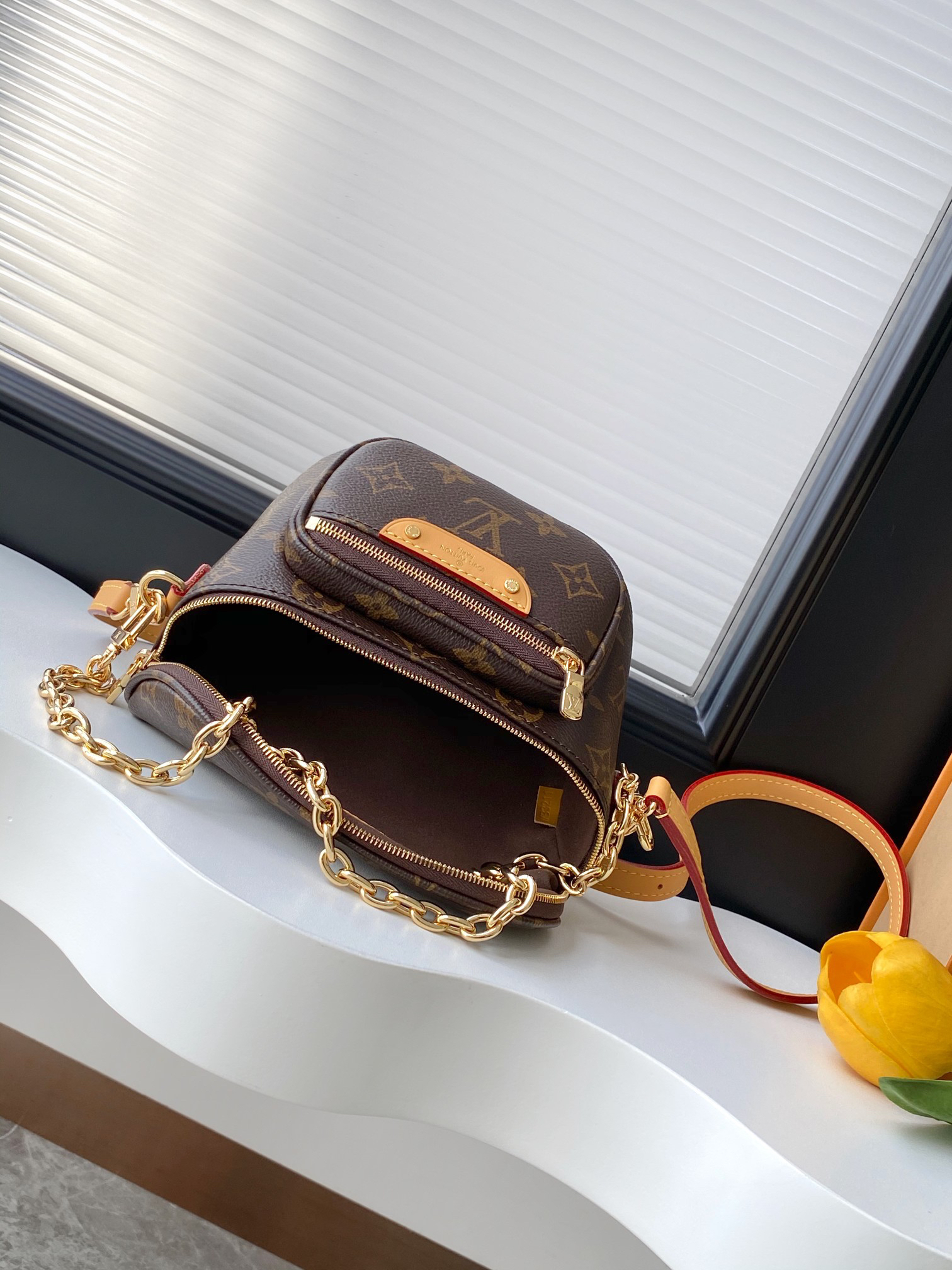 Louis Vuitton Mini Bumbag in Monogram Empreinte Leather - Image 8