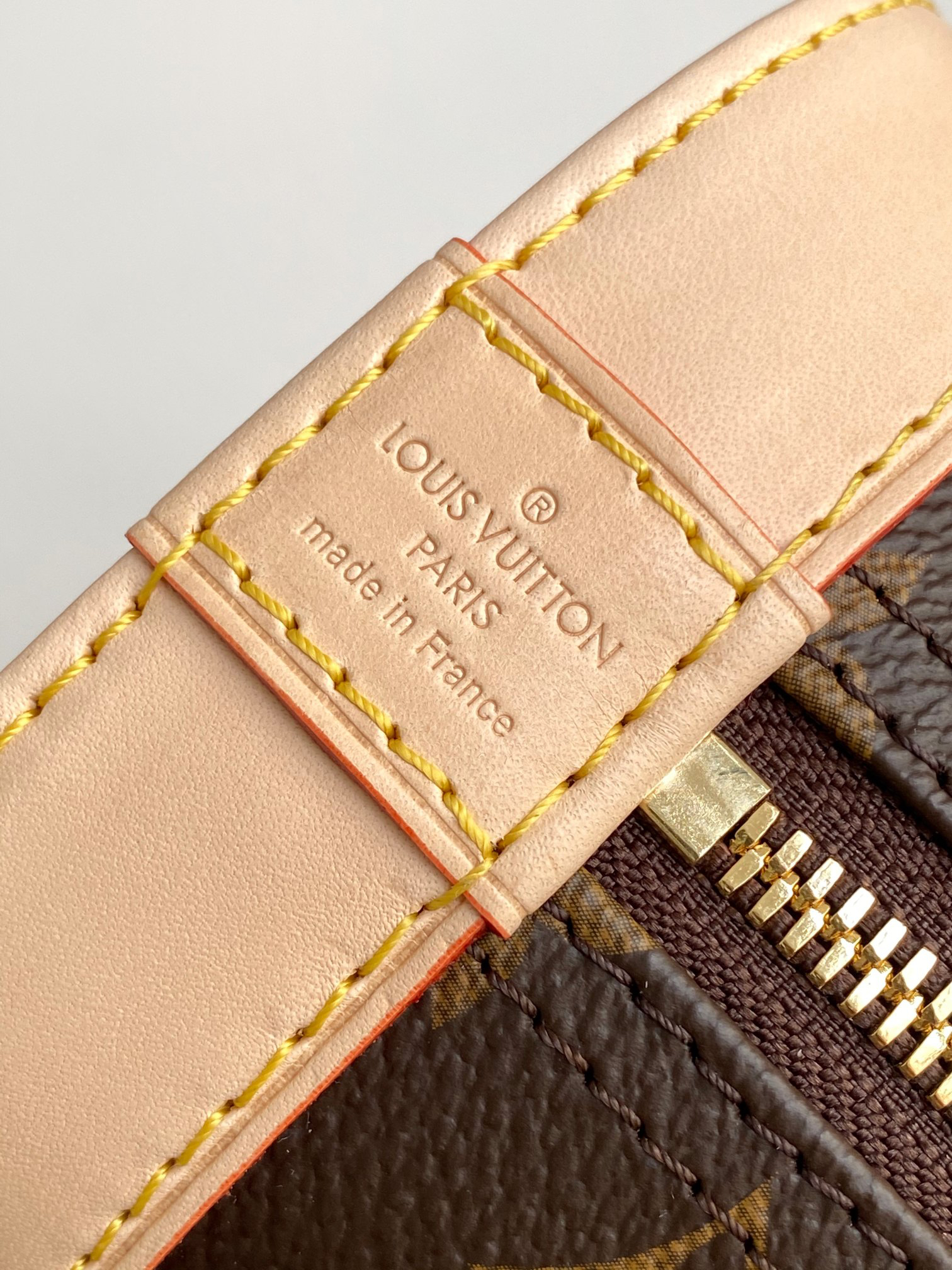Louis Vuitton Alma Handbag - Image 8