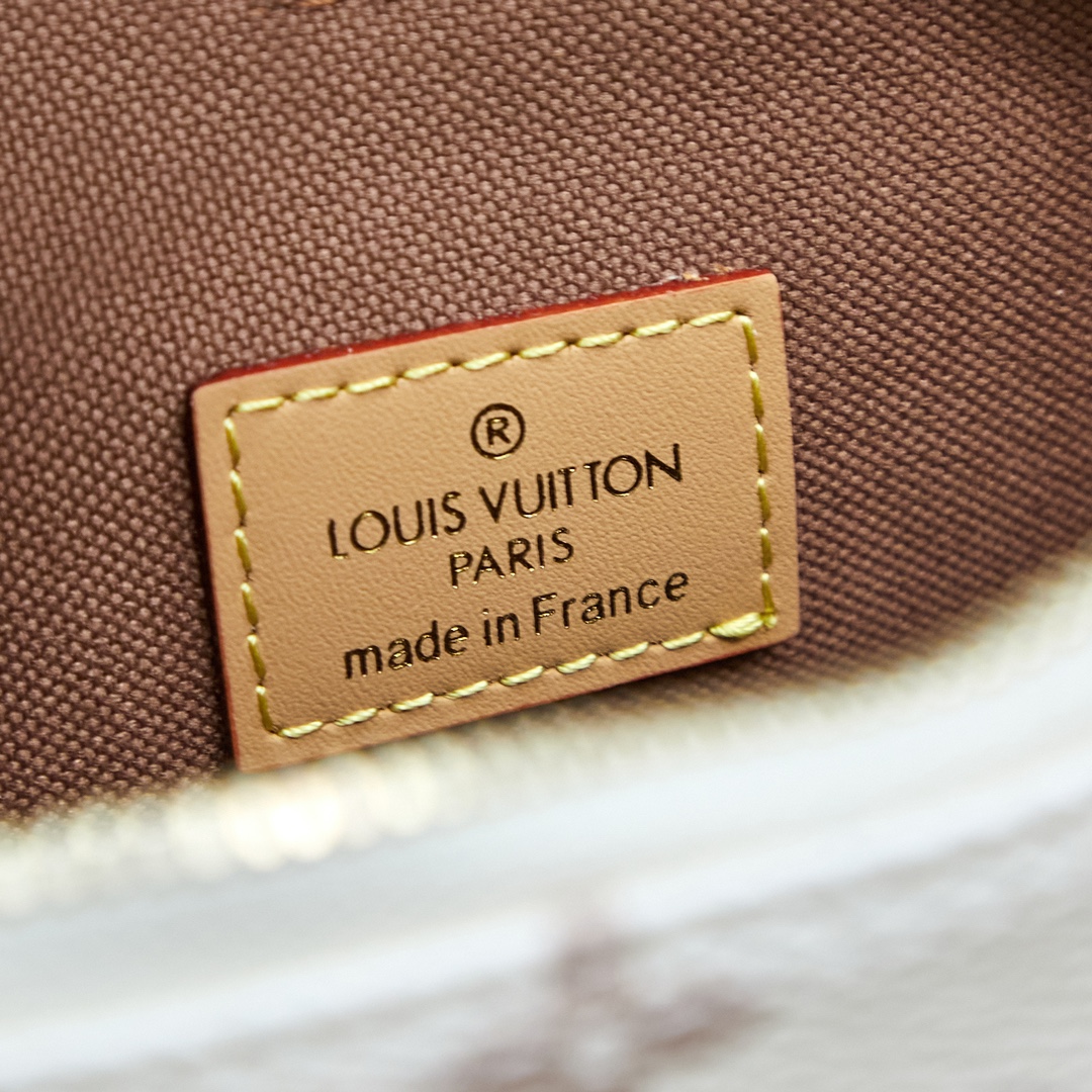 Louis Vuitton Nano Alma Monogram Canvas Handbag - Image 8