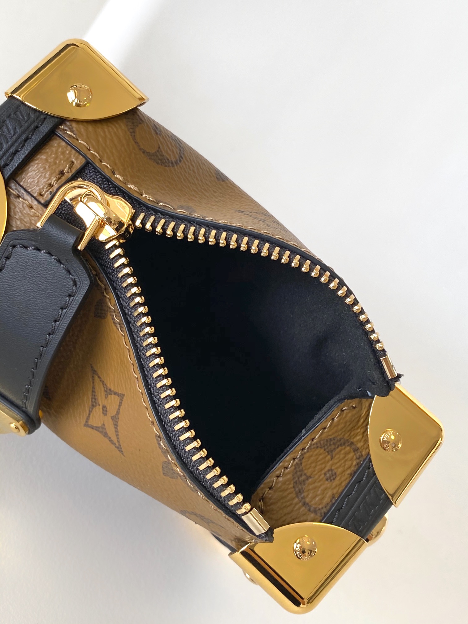 Louis Vuitton Pico Side Trunk Bag - Image 8