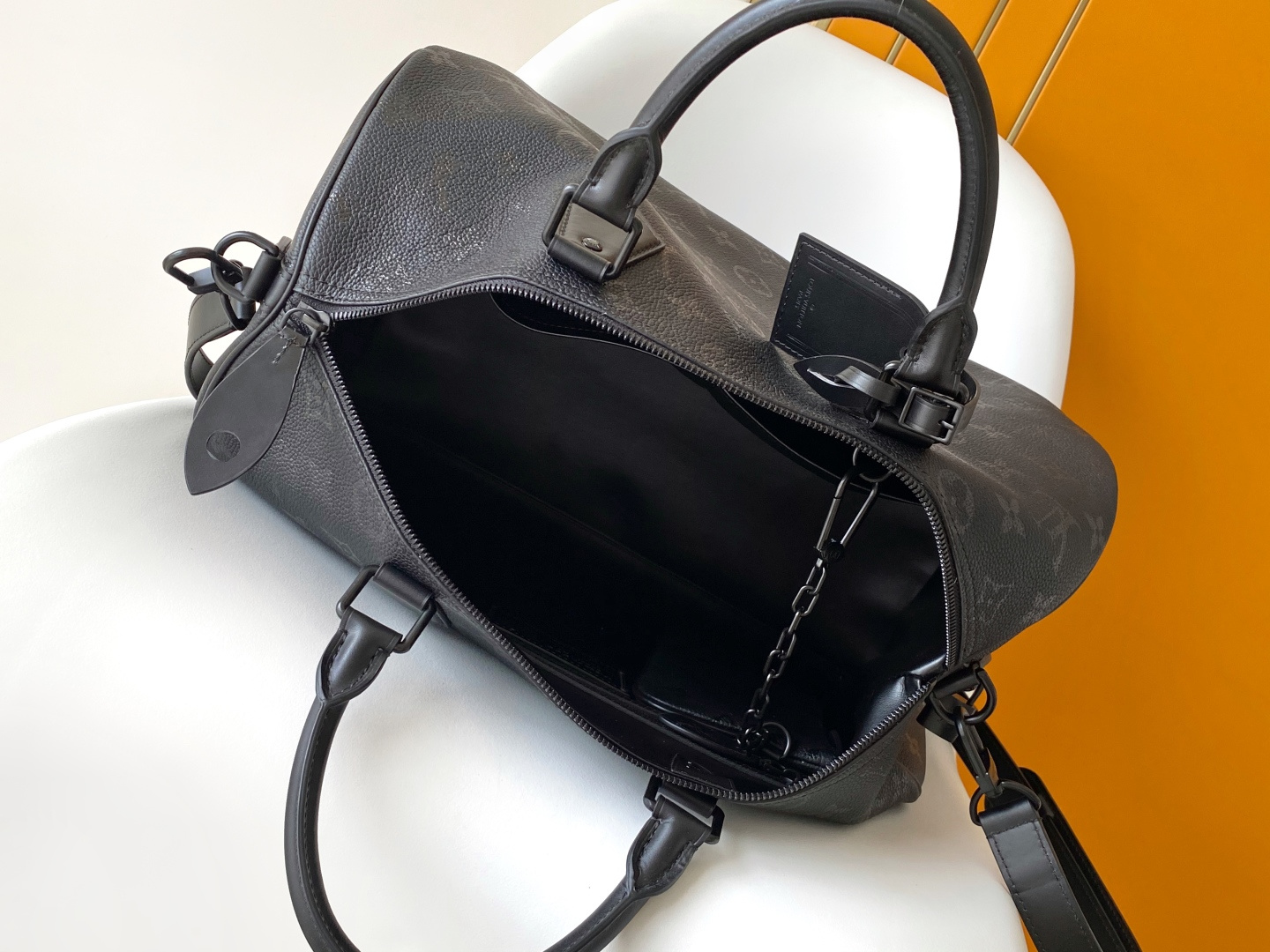 Louis Vuitton Speedy P9 Bandoulière 40 Leather Handbag - Image 8
