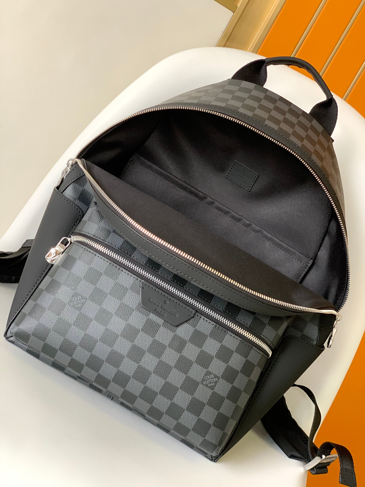 Louis Vuitton Discovery Small Shoulder Bag N40514 - Image 8