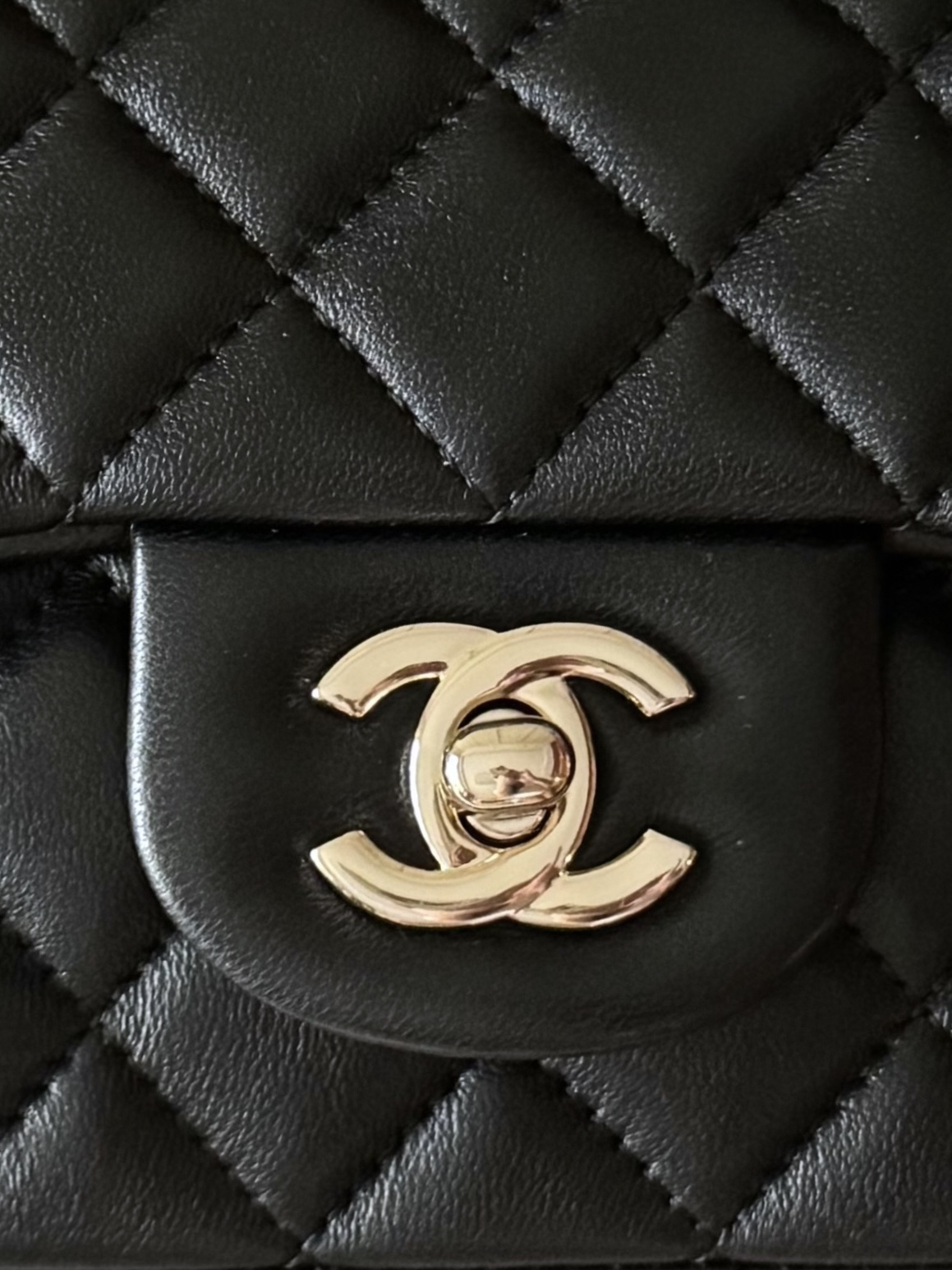 Chanel 21K Mini Classic Flap Bag with Handle AS2431 - Image 8