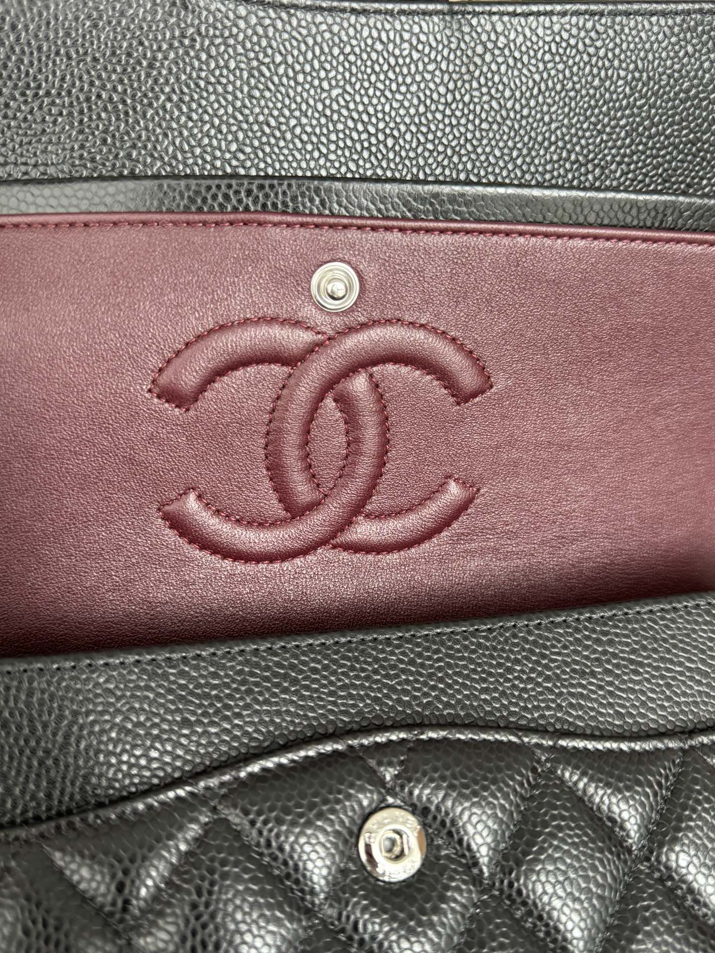 Chanel Small Classic Litchi-Grain Leather Crossbody Bag - Image 8