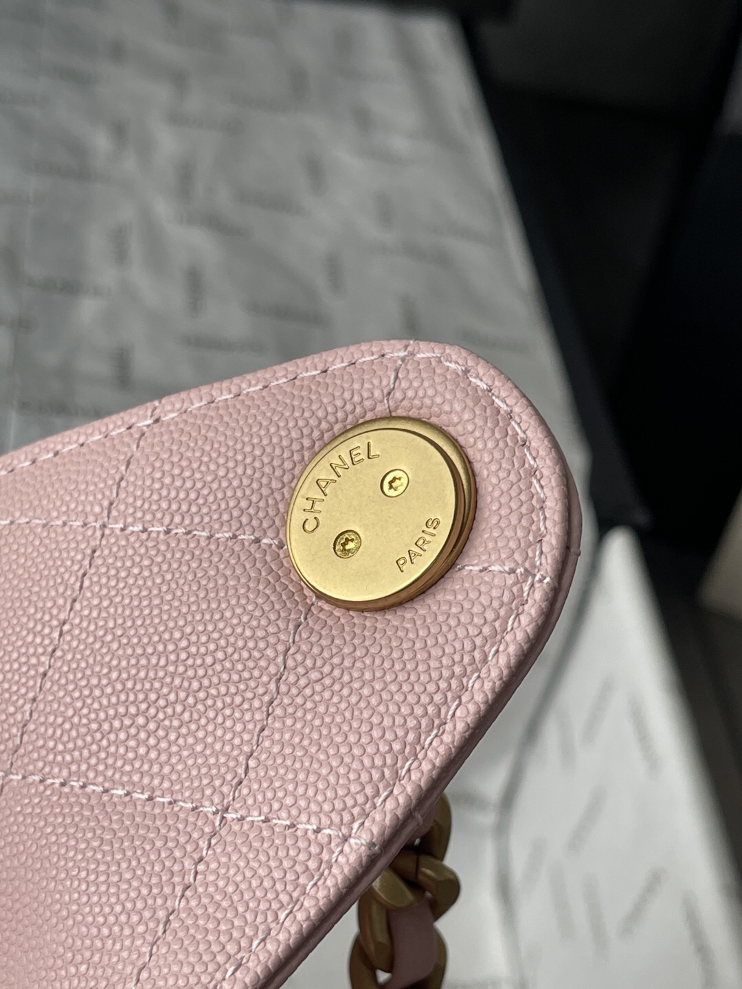 Chanel 25C Small Caviar Leather Hobo Shoulder Bag - Image 8