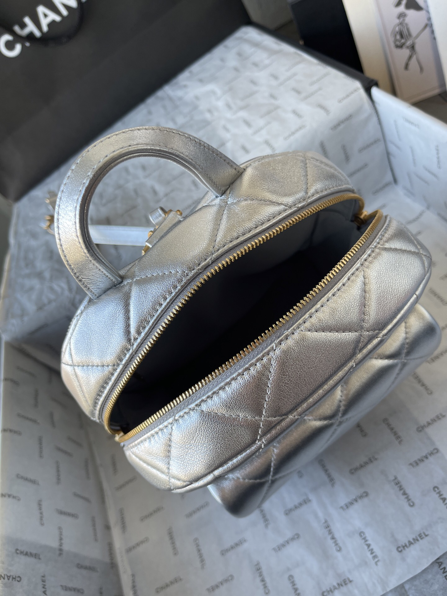 Chanel AS5793 Small Double Shoulder Bag - Image 8