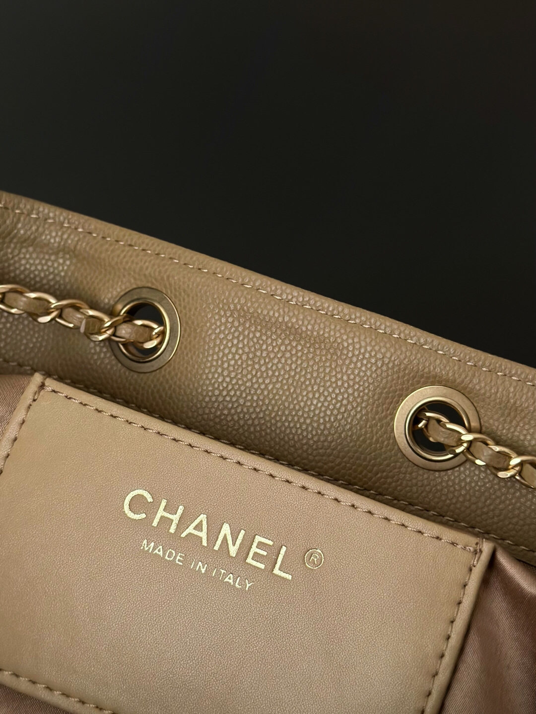 CHANEL 25C Quilted Calfskin Hobo Shoulder Bag - Image 8