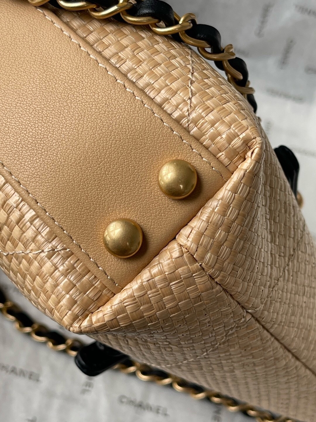 Chanel 25S Maxi Hobo Tote Bag - Image 8