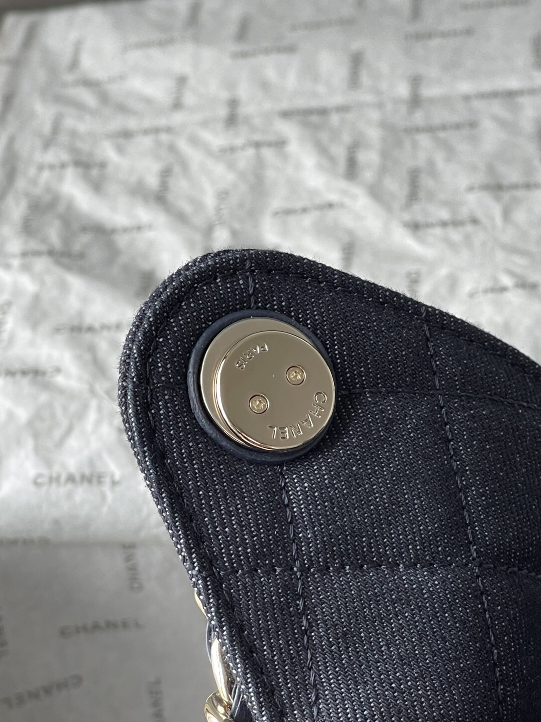Chanel Quilted Dark Navy Denim Hobo Shoulder Bag - Image 8