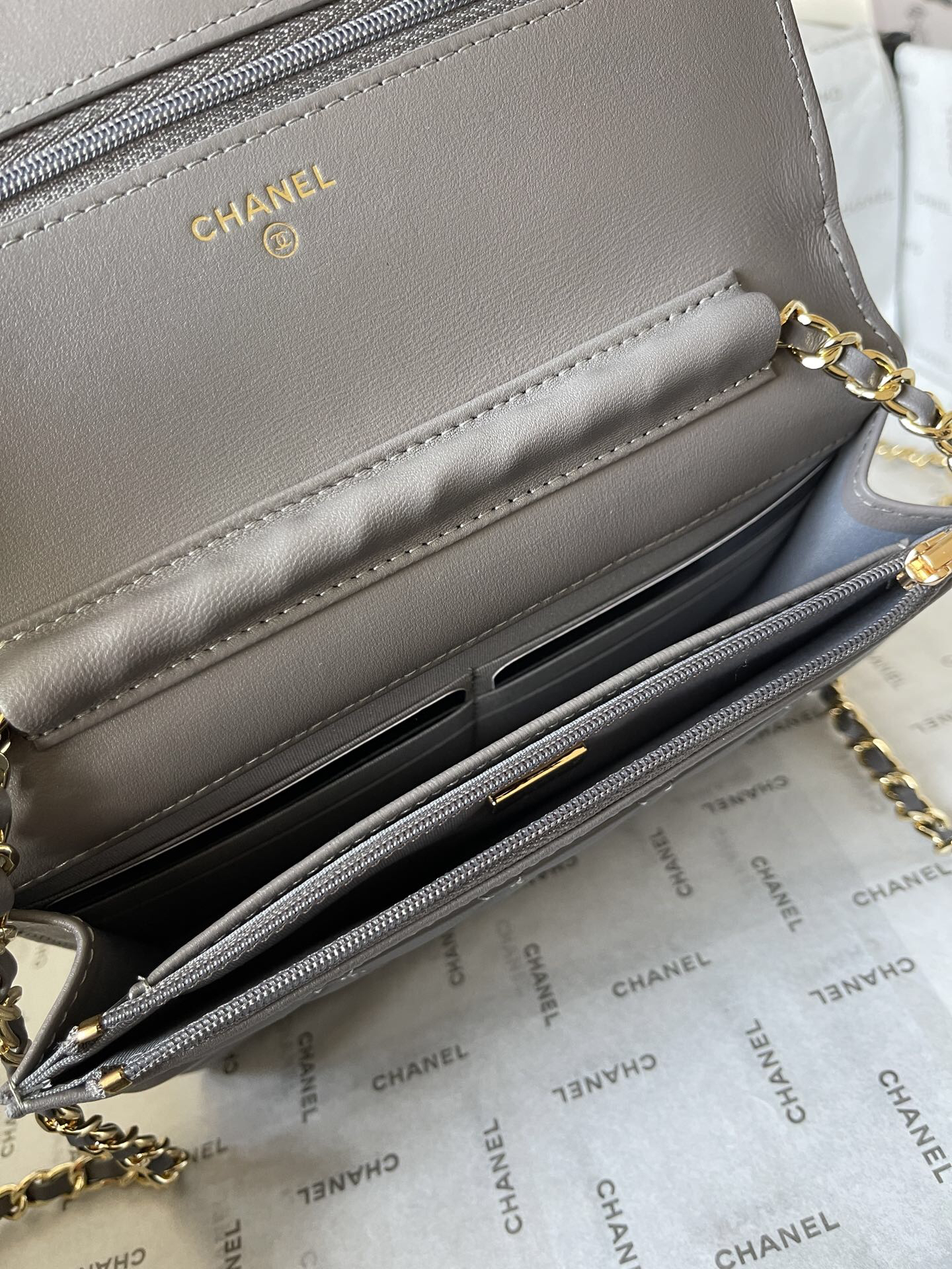 Chanel WOC Lambskin Chain Crossbody Bag - Image 8