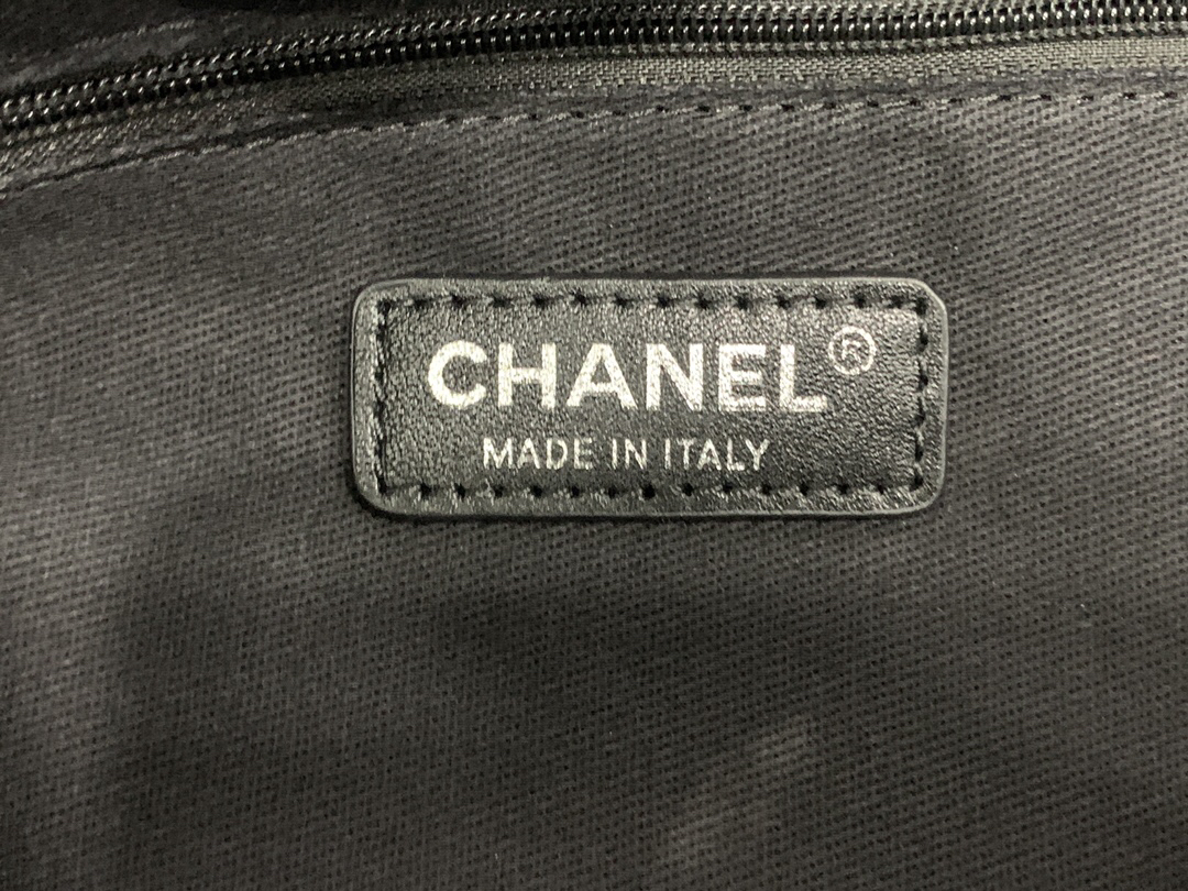 Chanel 2022 Mother and Child Beach Denim Canvas Tote Bag - Image 8