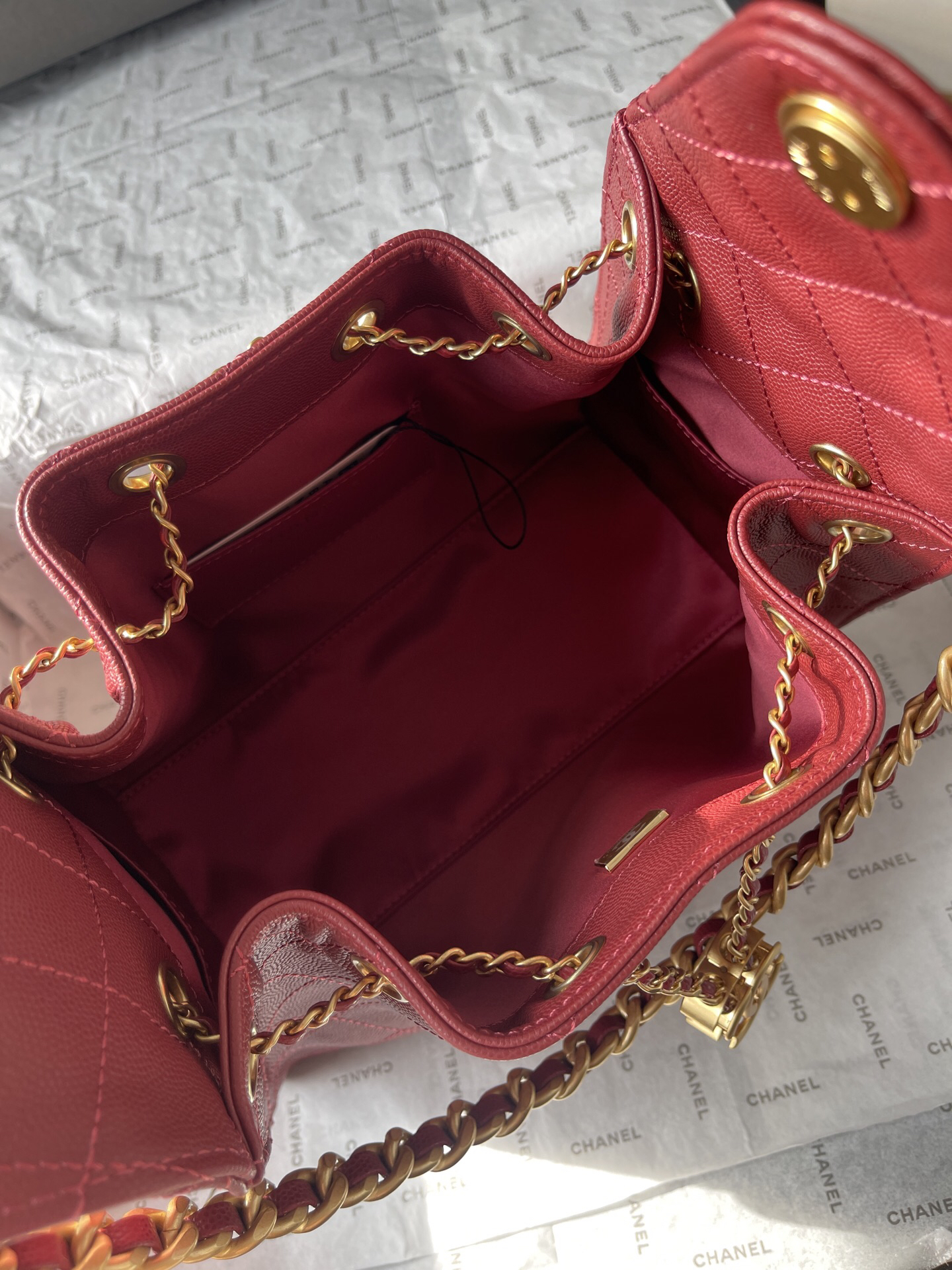 Chanel Textured Leather Hobo Shoulder Bag - Image 8