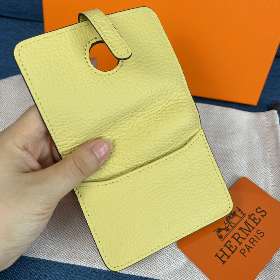 Hermes Togo Leather Card Holder - Image 8