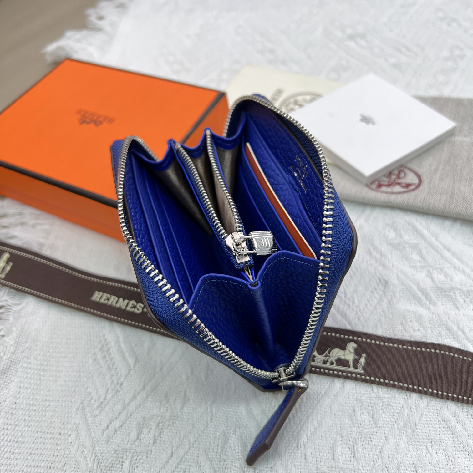 Hermes Constance Litchi-Grain Leather Wallet - Image 8