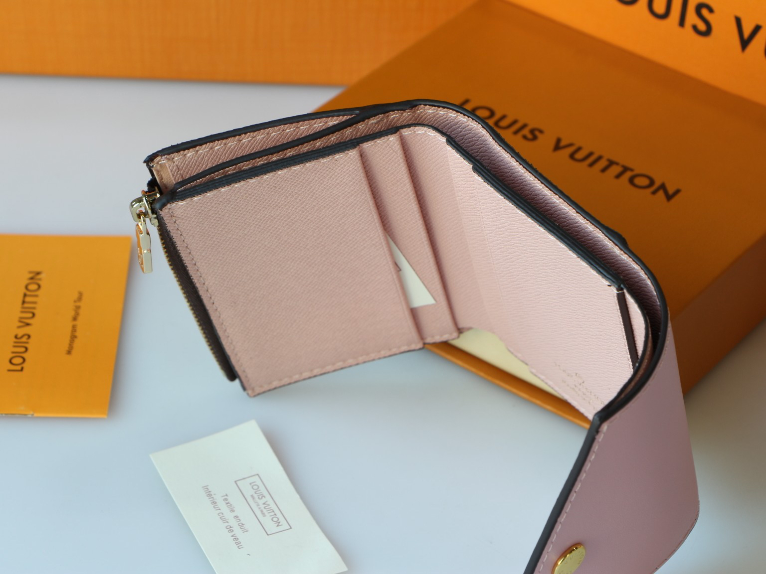 Louis Vuitton Zoe Wallet M62933 - Image 8