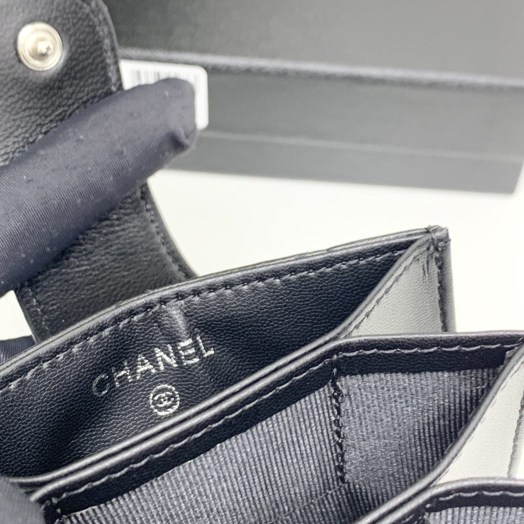 CHANEL AP1081 Large Quilted Goatskin Tri-Fold Wallet - Image 8
