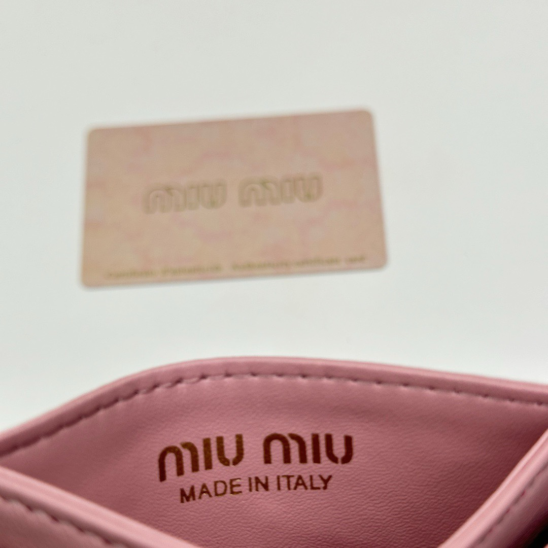 Miu Miu 3514 Leather Bag - Image 8