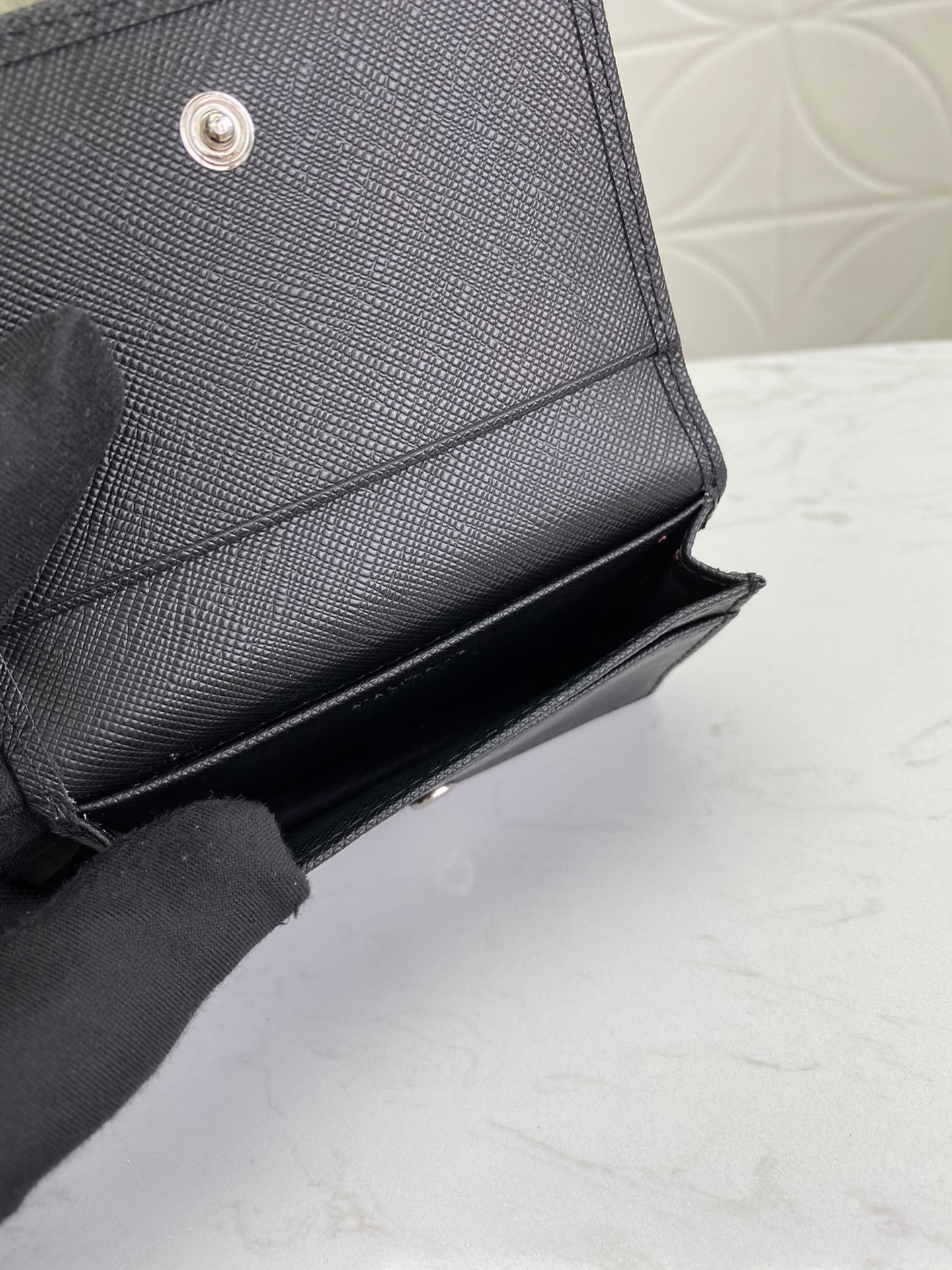 Prada Men's Saffiano Leather Card Holder - Image 8